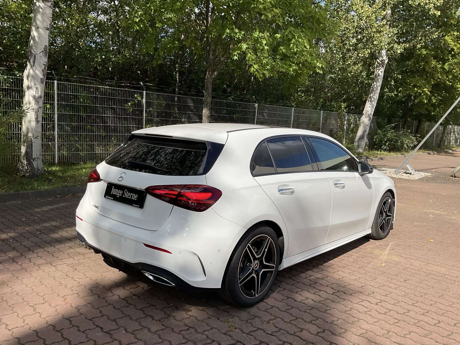 Mercedes-Benz A 180