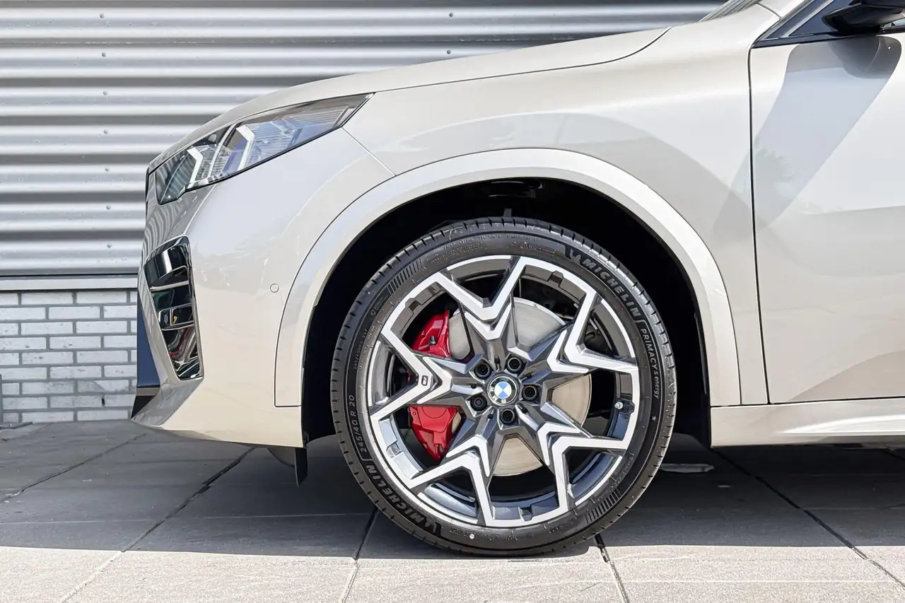 BMW iX2 2026