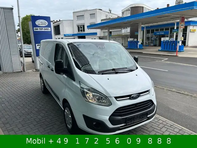 Ford Transit Custom view 3