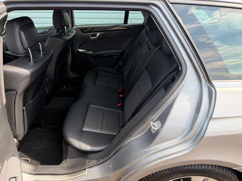 Mercedes-Benz E 200 E T-Modell Top Zustand* — photo 11