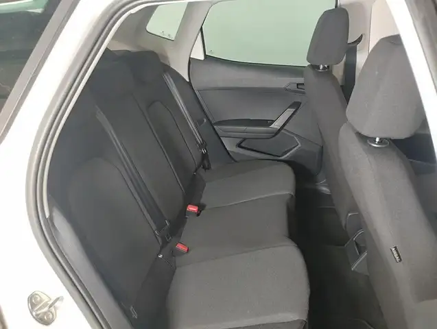 Seat Arona view 6