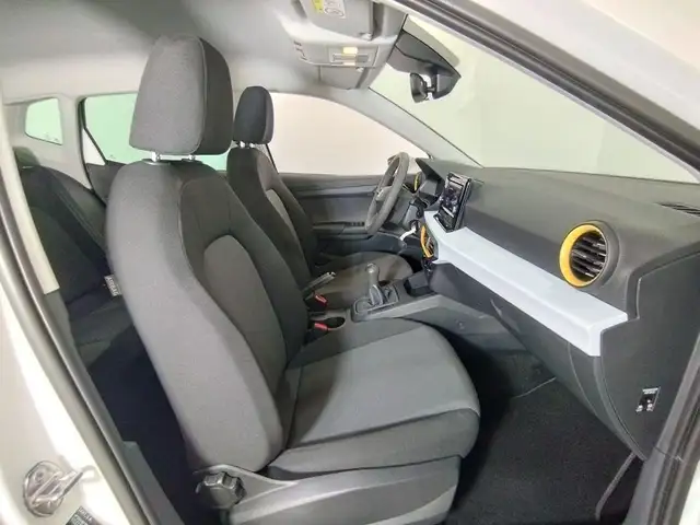 Seat Arona view 5
