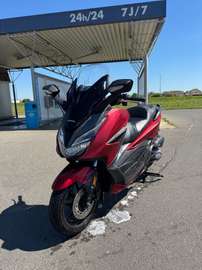 125