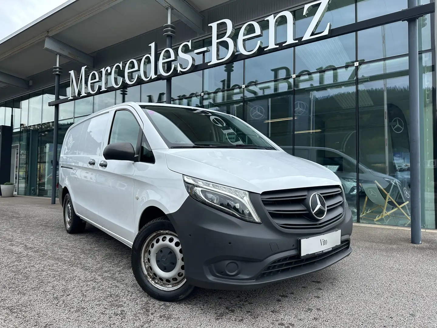Mercedes-Benz Vito Kastenwagen 114 CDI lang 4x4*LED*AHV*Navi*RFK Weiß - 1