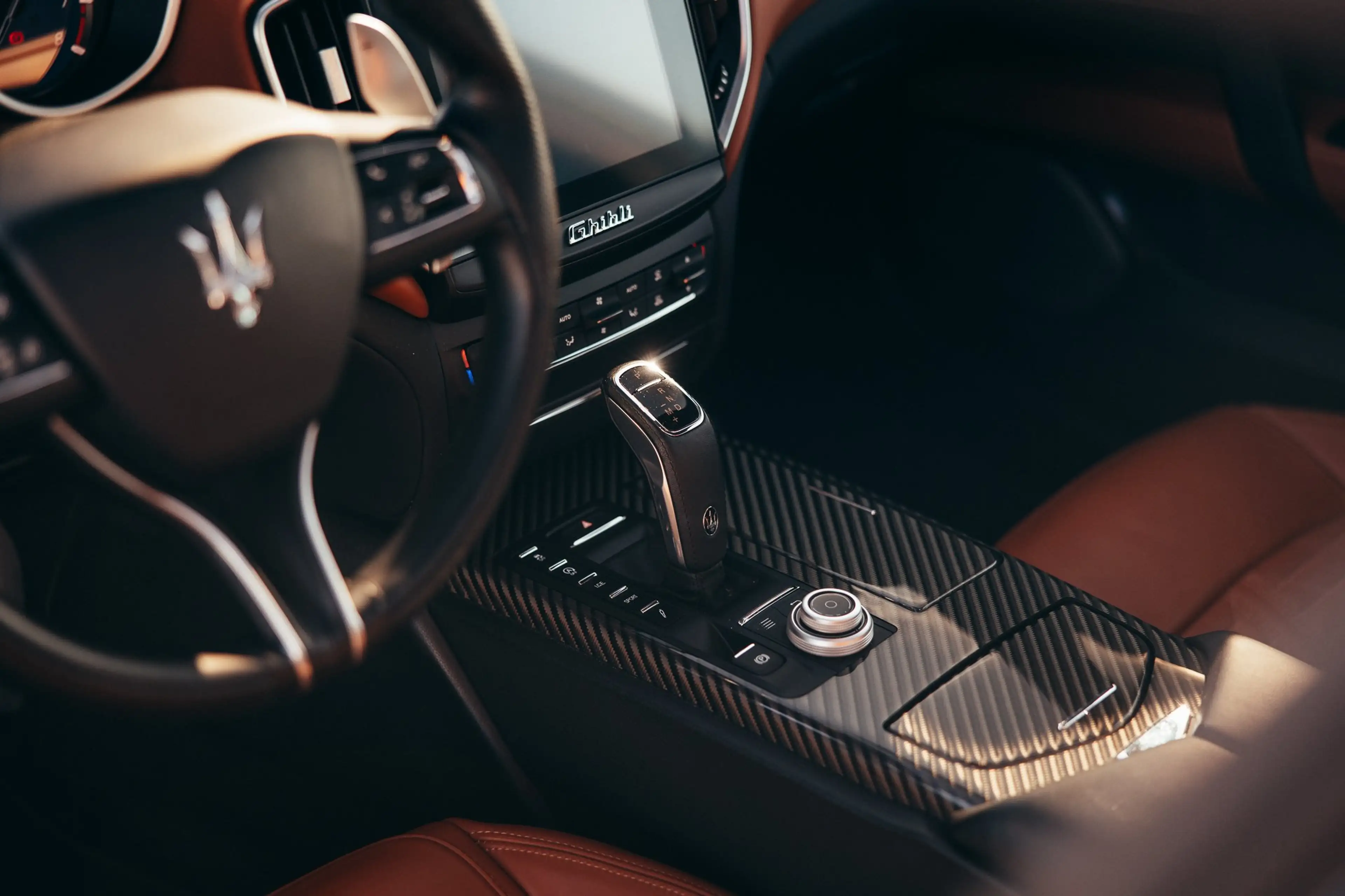 Maserati Ghibli S Q4 GranSport — photo 10