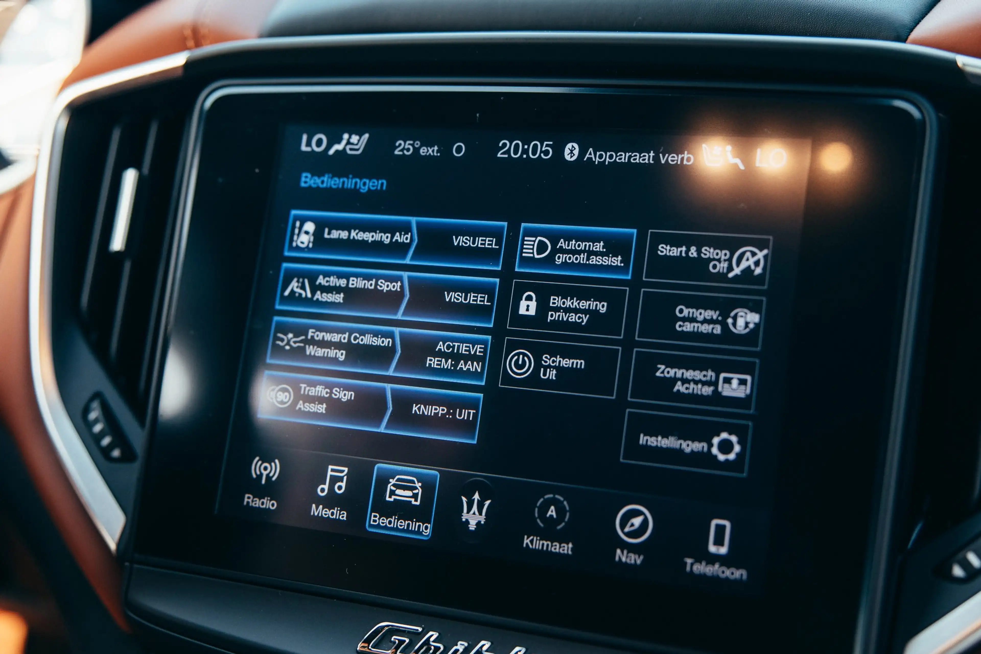 Maserati Ghibli S Q4 GranSport — photo 13