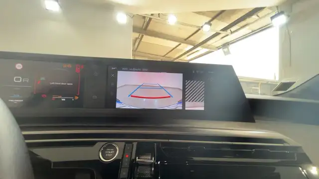 Peugeot 5008 view 16