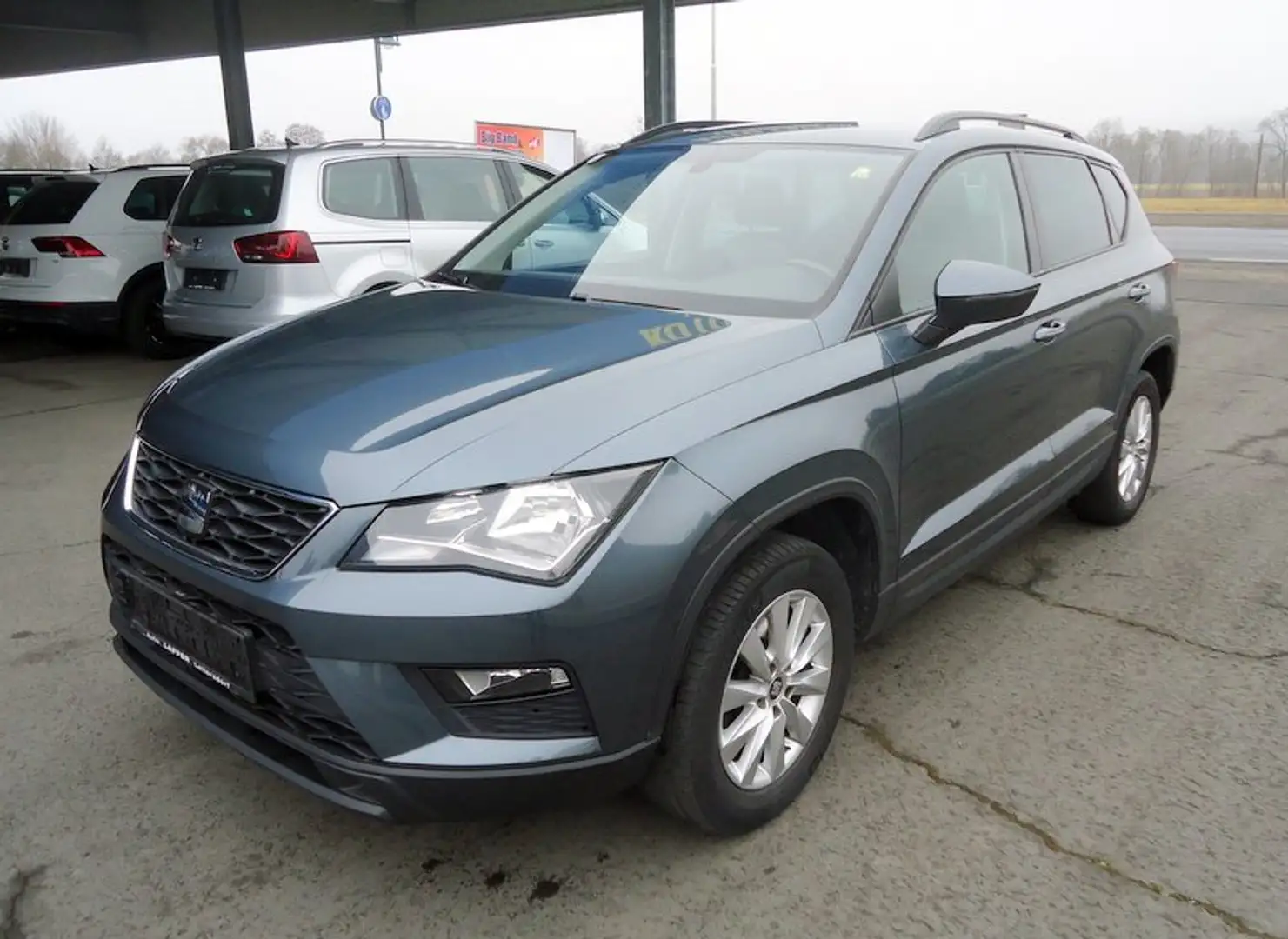 SEAT Ateca 1,0 TSI**AHV**1.Bes.**KLIMA Grau - 2