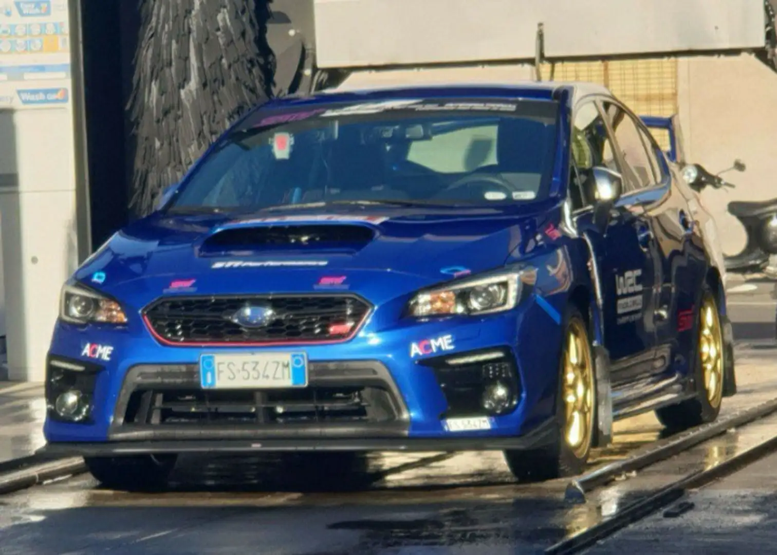 Subaru WRX STI 2.5 Legendary Edition - 1
