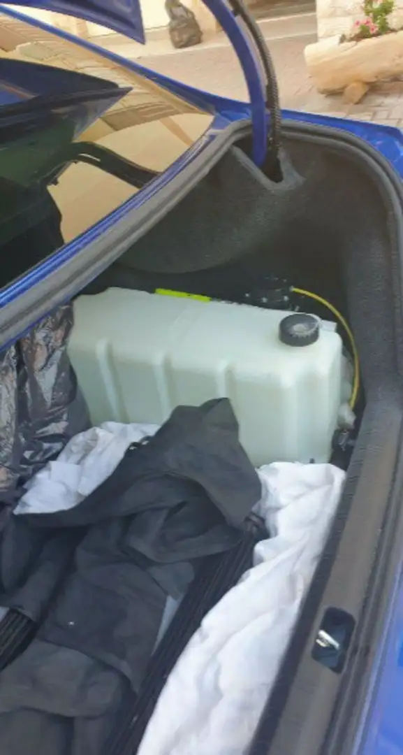 Subaru WRX STI 2.5 Legendary Edition - 2