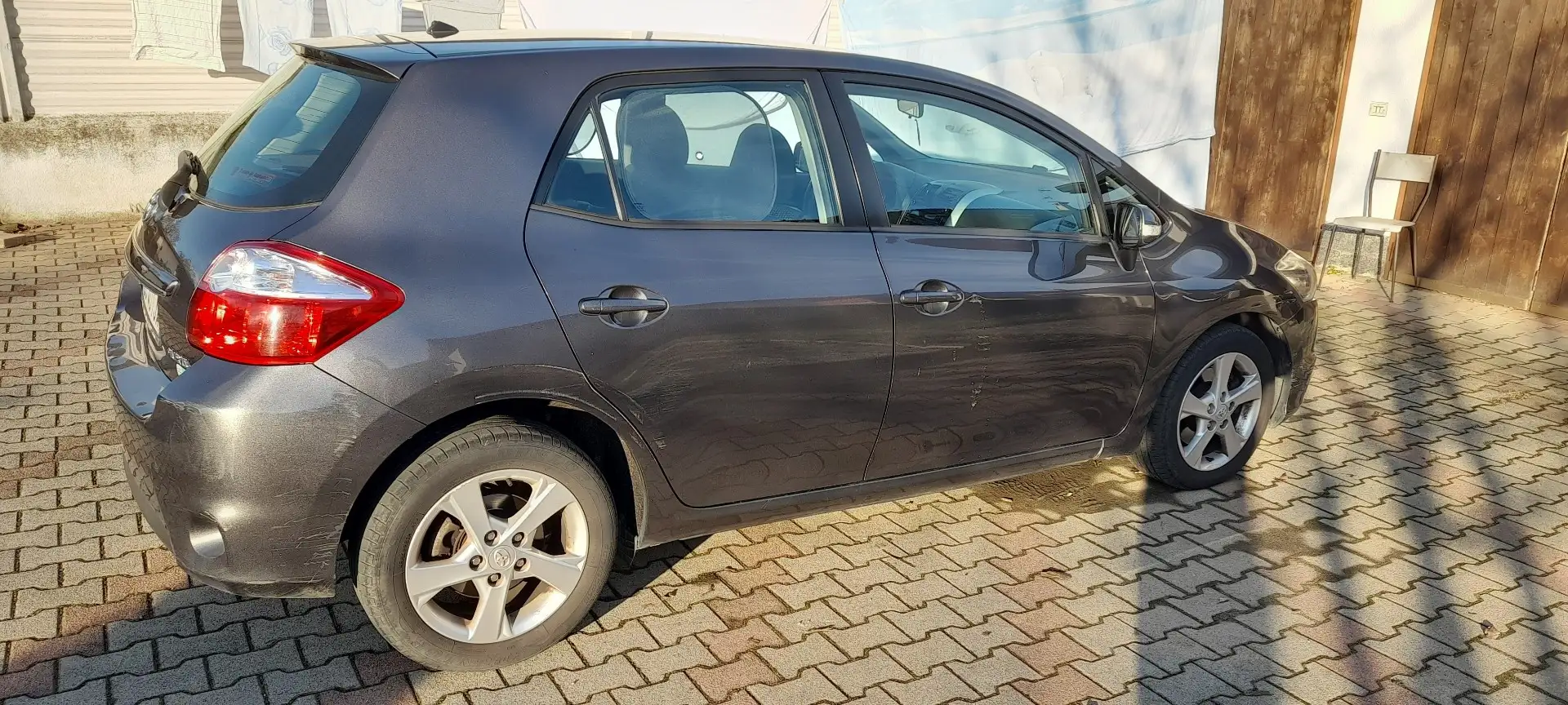 Toyota Auris 5p 2.0 d-4d Sol Blue dpf - 2