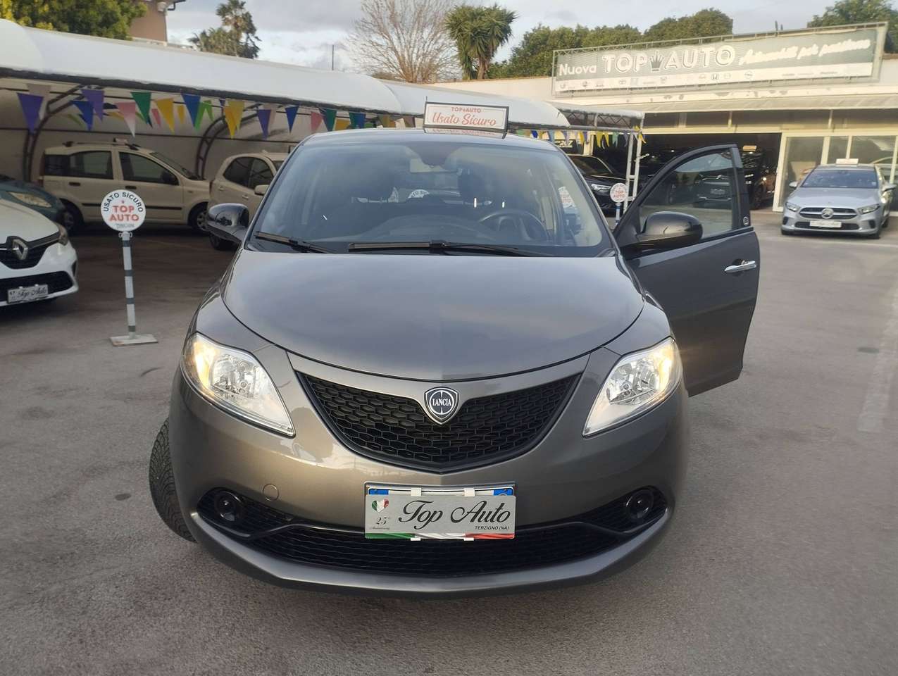 Lancia Ypsilon Ypsilon III 1.2 Gold s km50000 +2anni furto omag