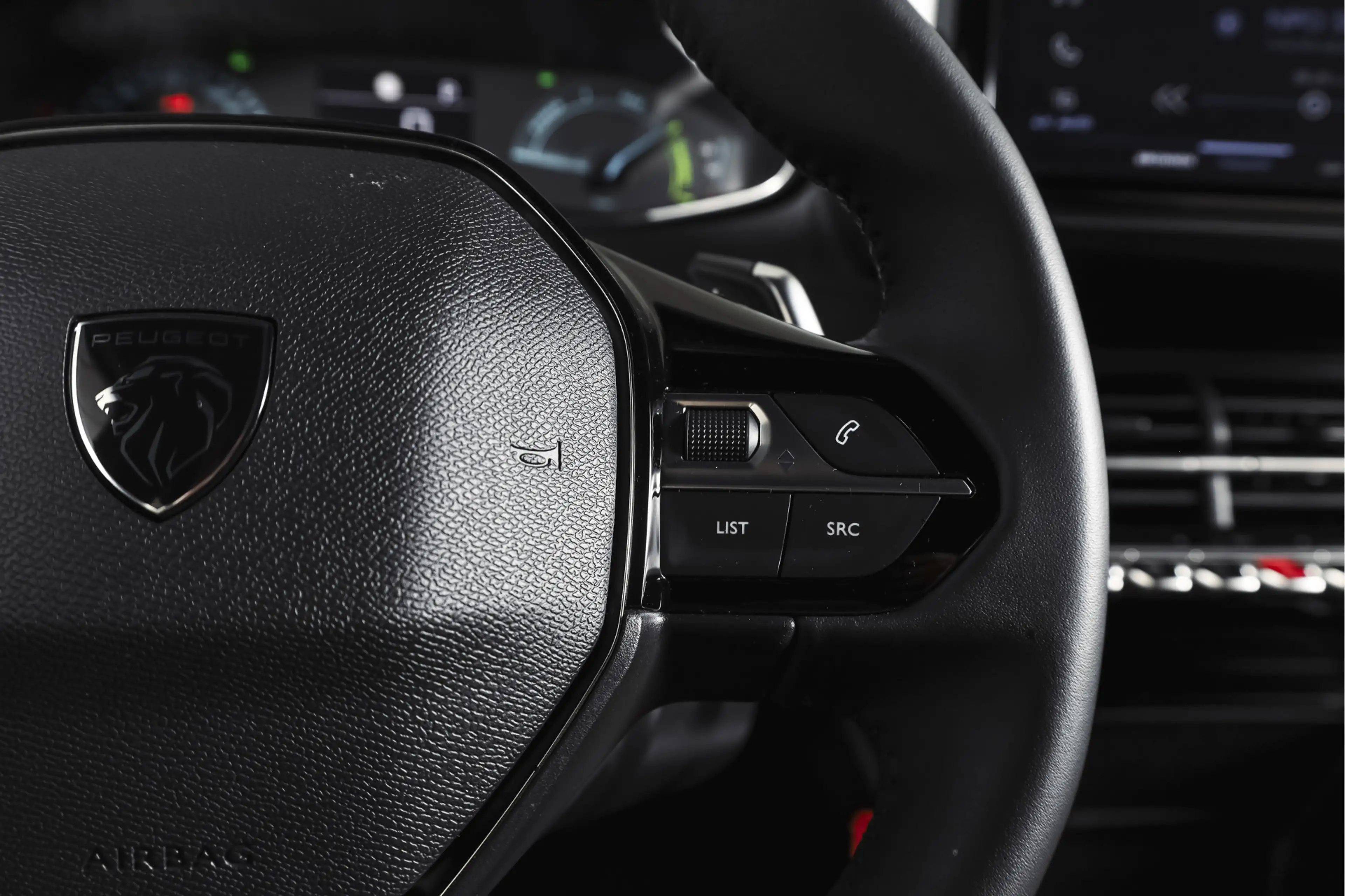 Peugeot 2008 1.2 Hybrid 136 Style | Cruise | PDC | App. Connect — photo 35