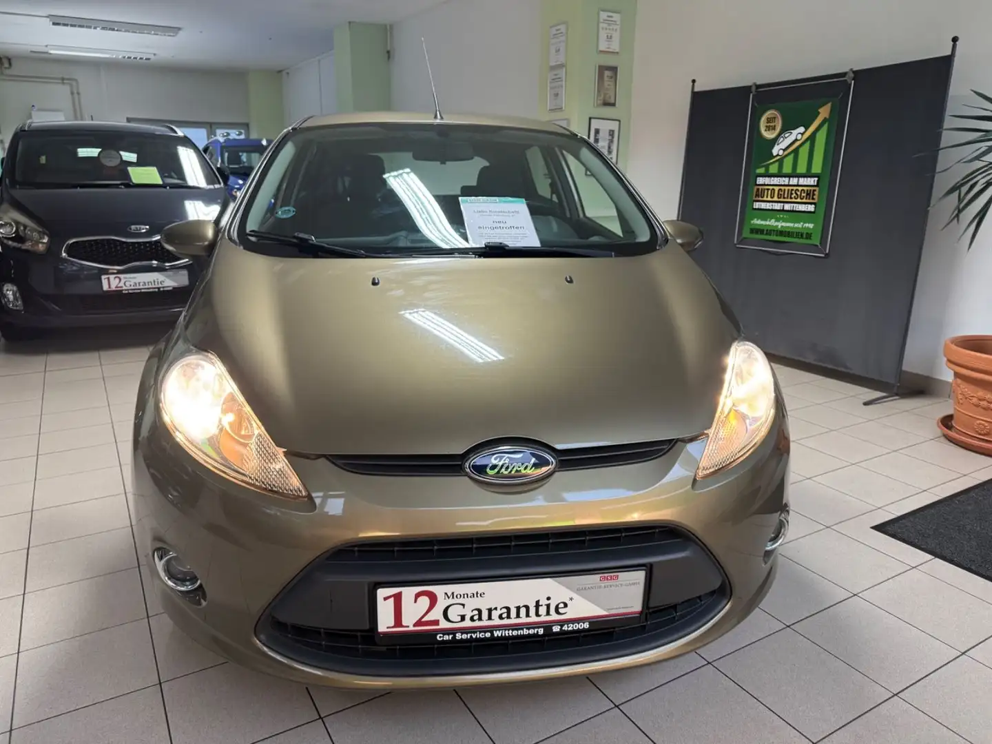 Ford Fiesta Champions Edition.... Grün - 2