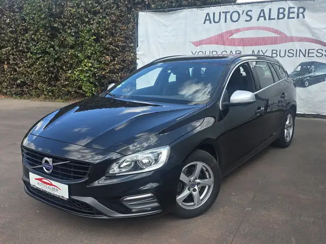 Volvo V60 V60 2.0 D3 Momentum R-Design Geartronic