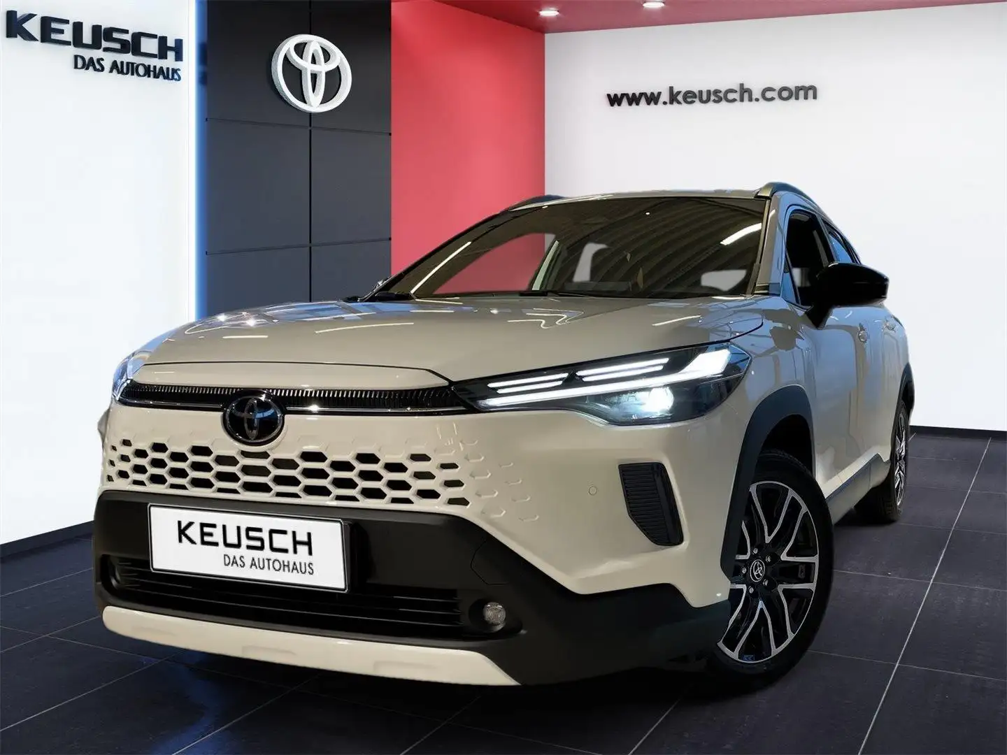 Toyota Corolla Cross 1.8, Active Drive, 4x2 Weiß - 1