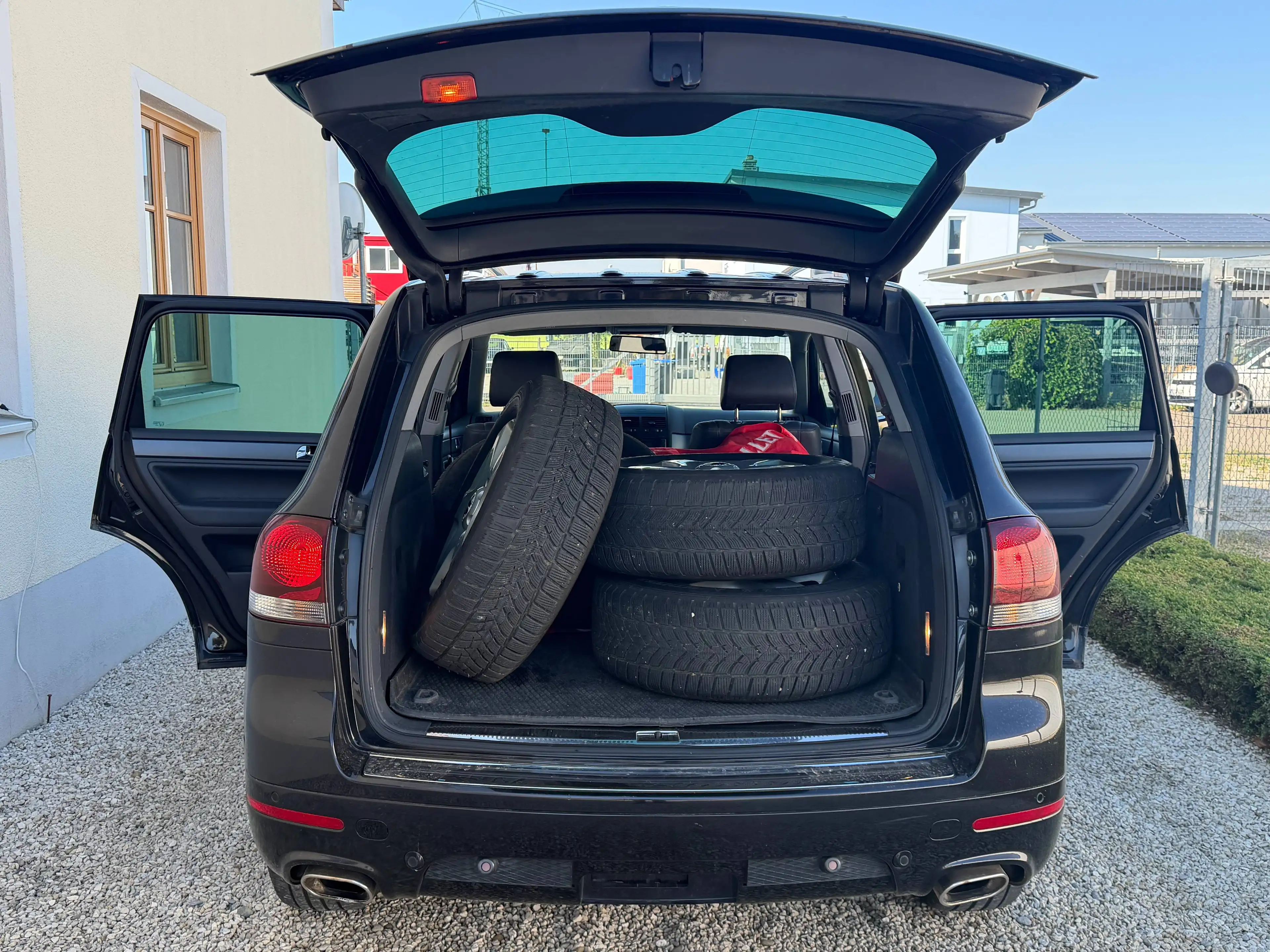 Volkswagen Touareg 3.0TDi 4x4 V6 TDI Automatik * AHK 3,5T* Standheizung — photo 12