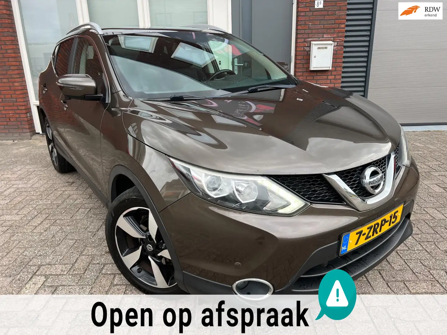 Nissan Qashqai 1.2 Connect Edition / 1e Eig / Pano / PDC / 360 Ca Bruin - 1