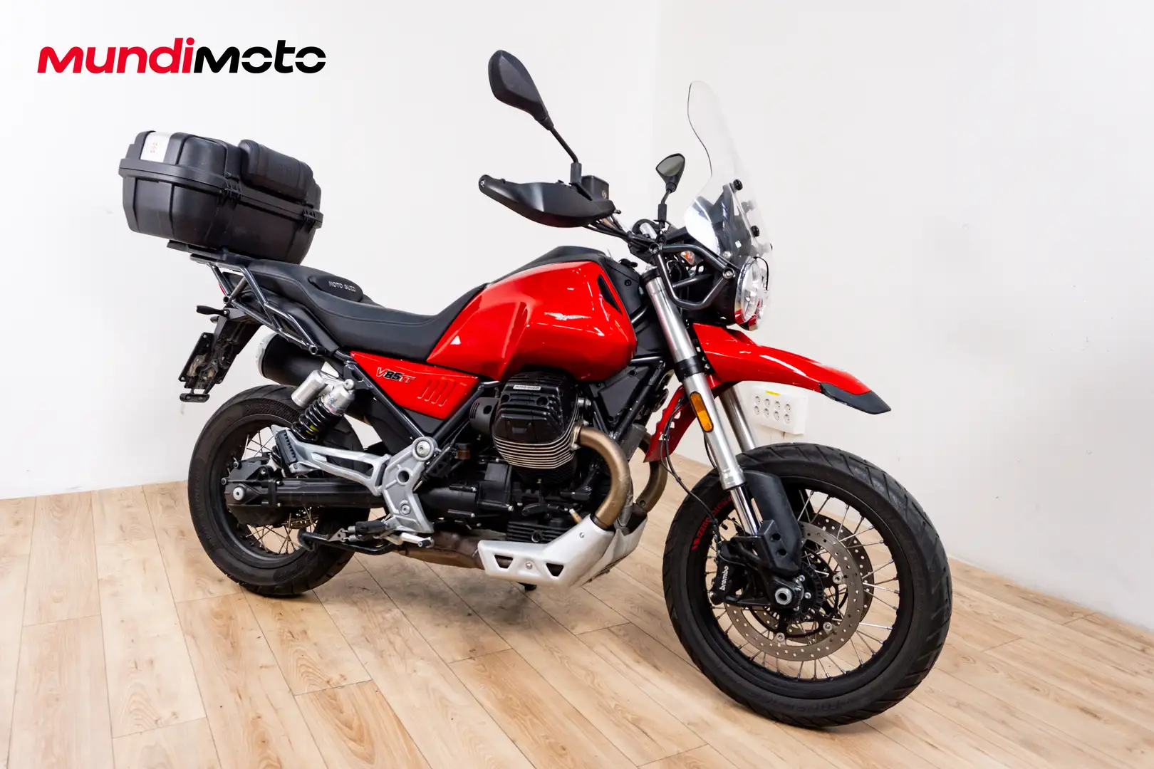 Moto Guzzi V 85 TT - 2