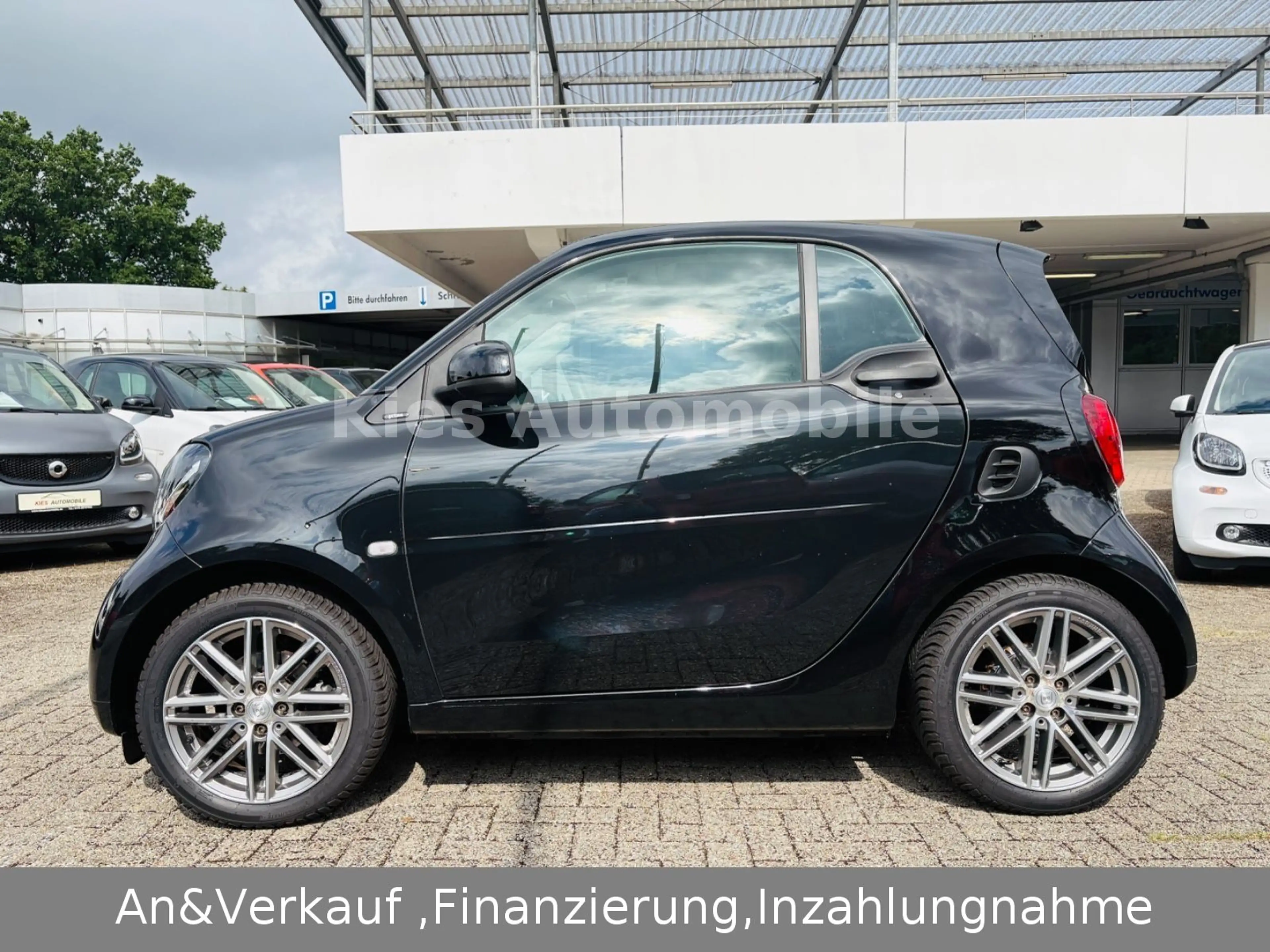 smart forTwo Prime Sport 90Ps AUTOM/JBL/NAVI/KAM/LEDER — photo 6
