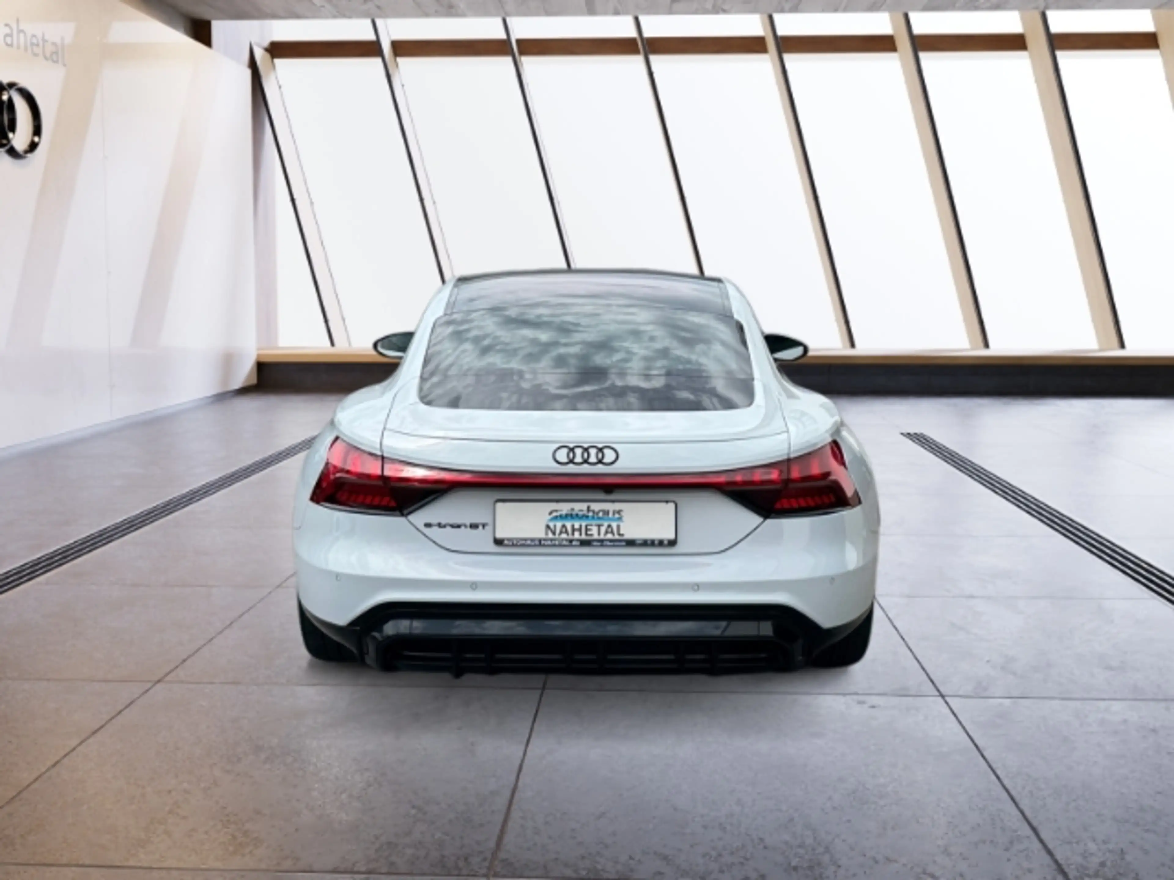 Audi e-tron GT quattro LASER NAVI+ 21'' AIR-SUSP. B&O ASSISTENZ+ — photo 7