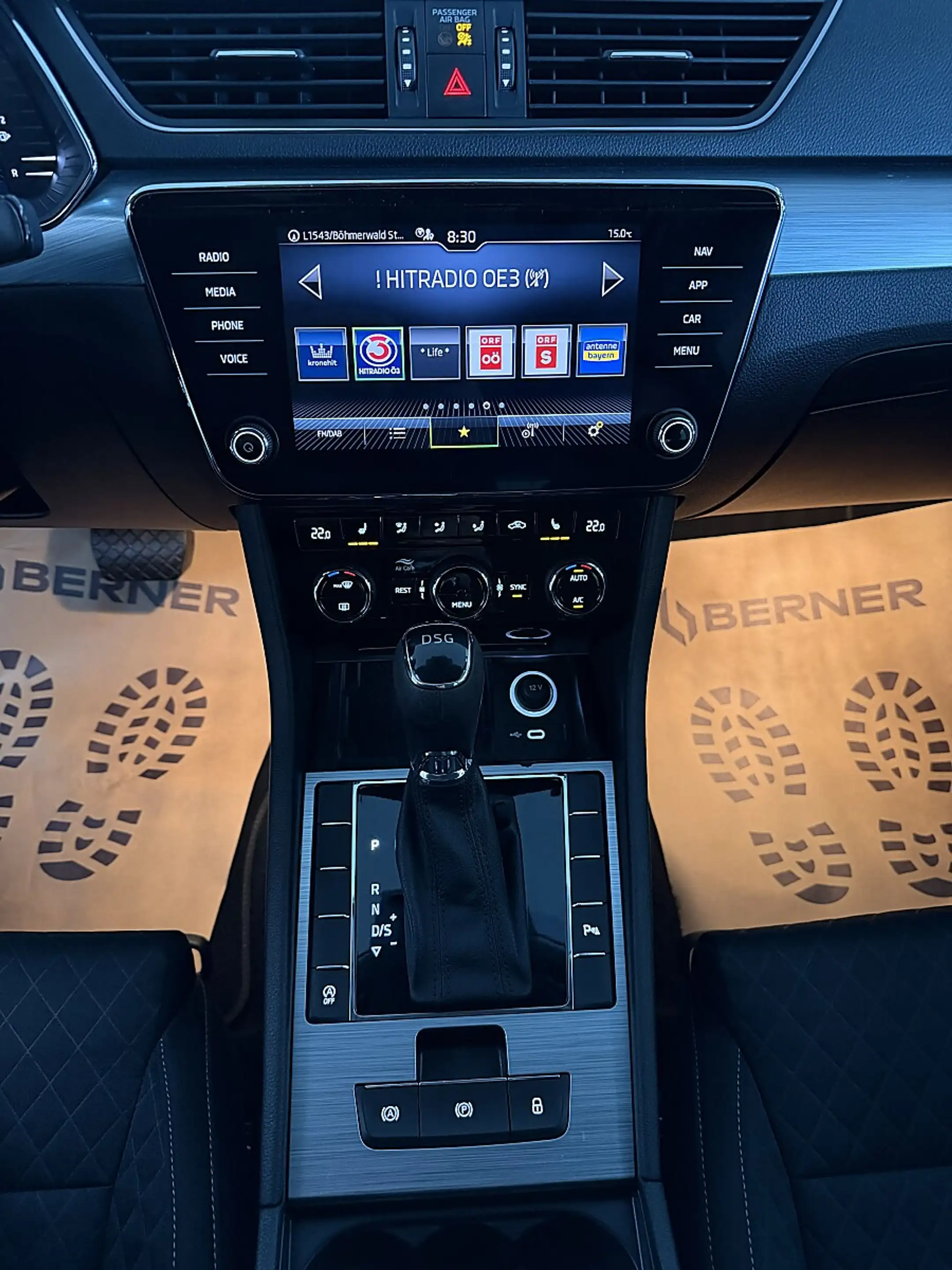 Skoda Superb Kombi 2,0TDI DSG *LED*NAVI*ACC*Sitzheizung*Virt... — photo 8