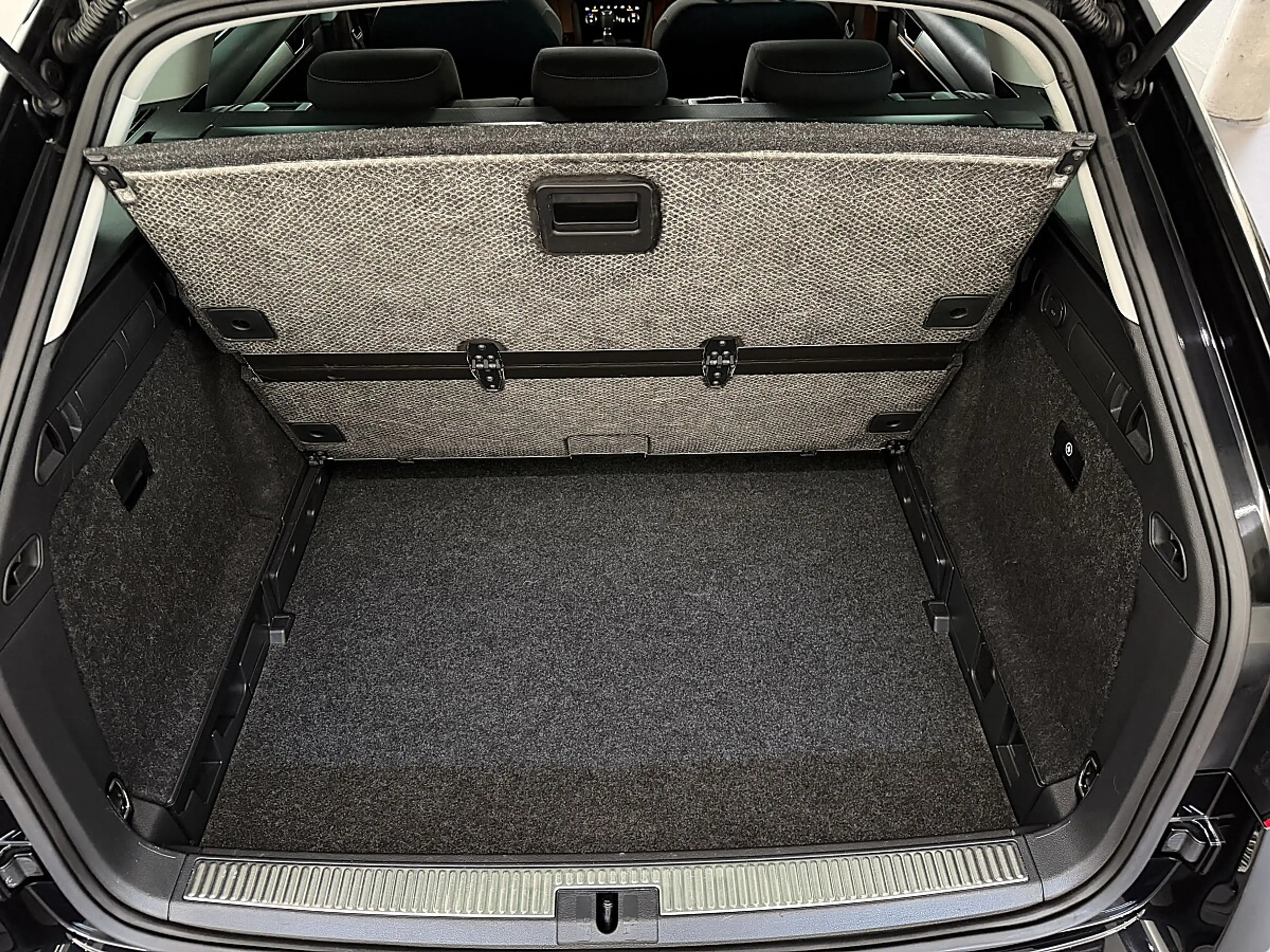 Skoda Superb Kombi 2,0TDI DSG *LED*NAVI*ACC*Sitzheizung*Virt... — photo 15