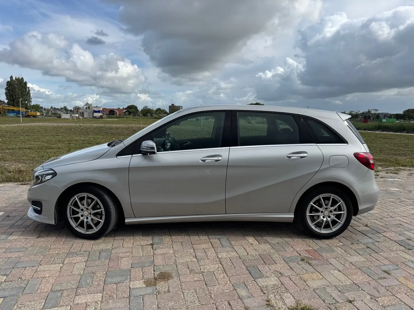 Mercedes-Benz B 180 B 180 Prestige Zilver - 2