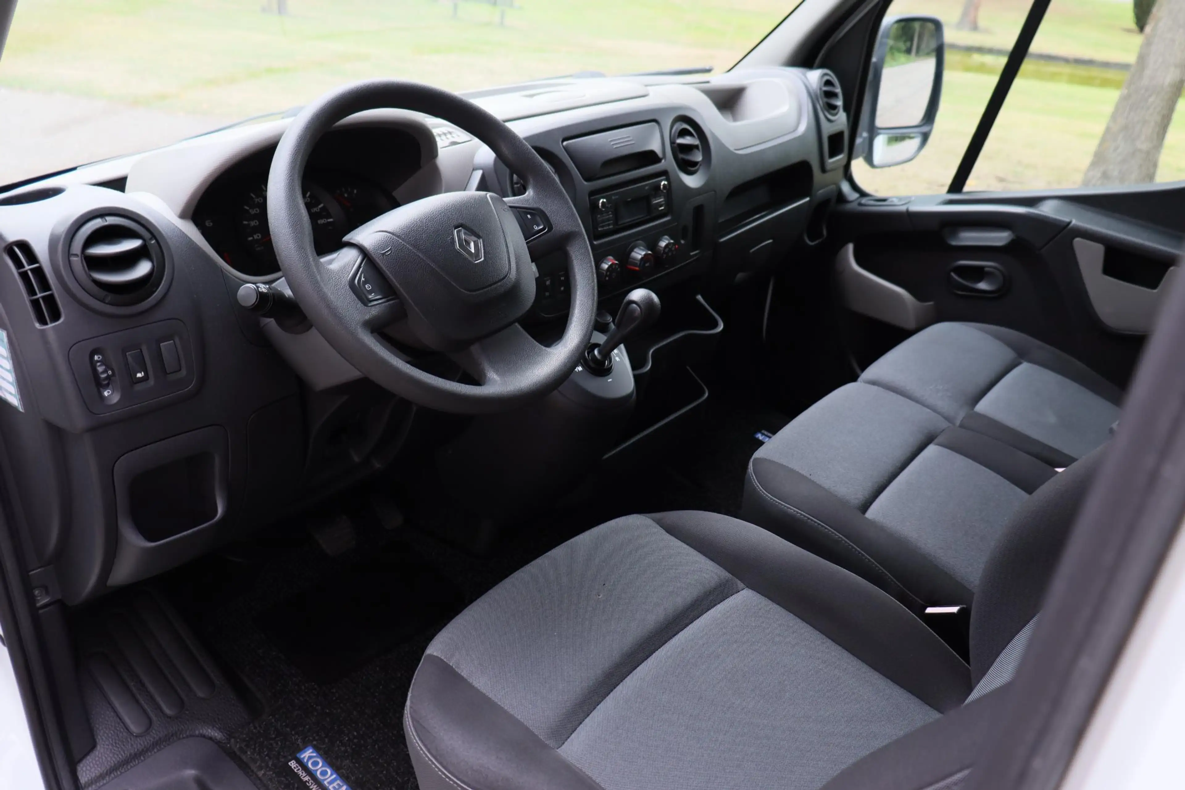 Renault Master T35 2.3 dCi L3H2 2016 | Koelwagen | Automaat | Air — photo 8