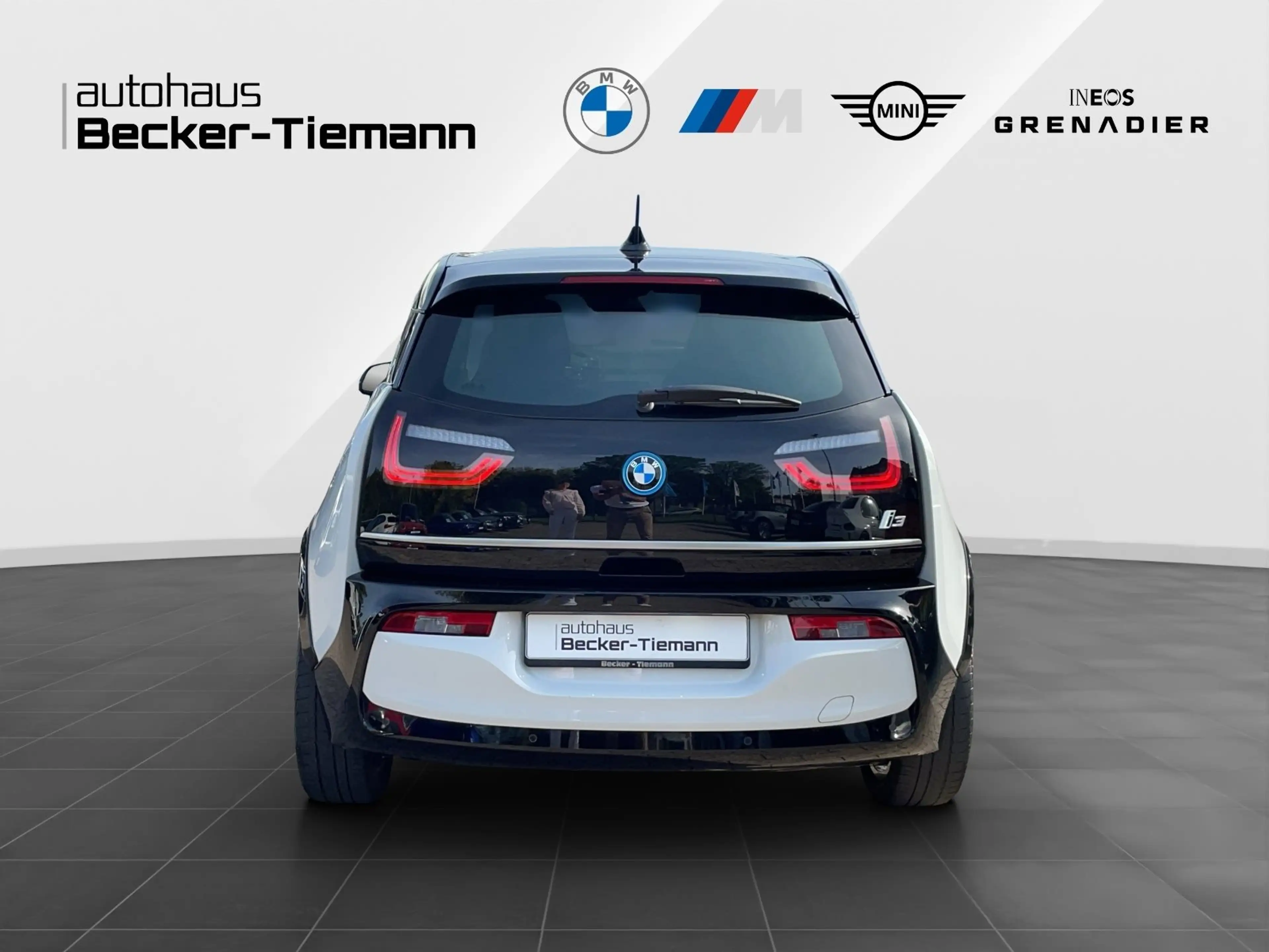 BMW i3 120Ah Sportpaket/ Wärmepumpe/ Akku 95% — photo 6