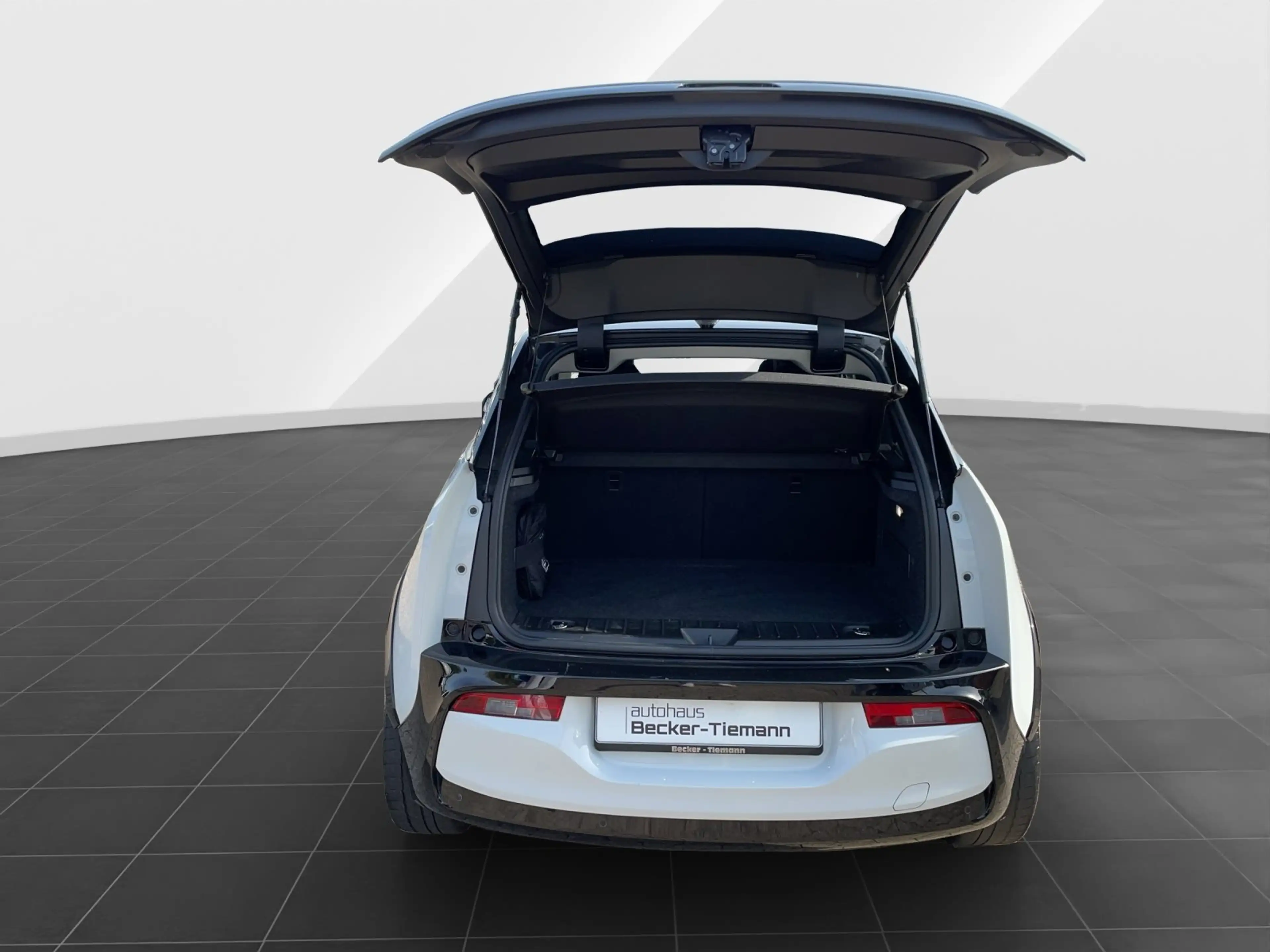 BMW i3 120Ah Sportpaket/ Wärmepumpe/ Akku 95% — photo 14