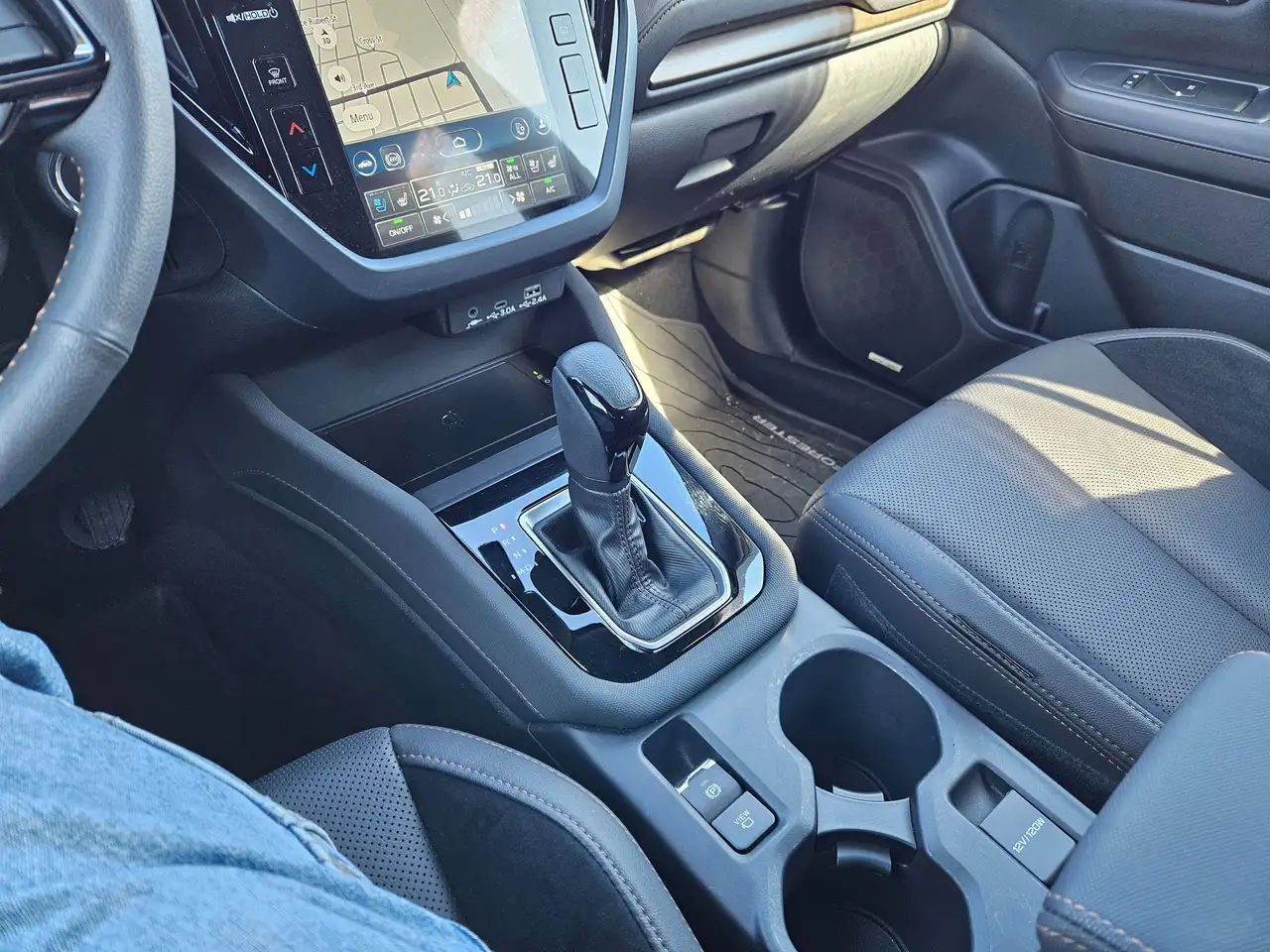 Subaru Forester снимка Subaru Forester