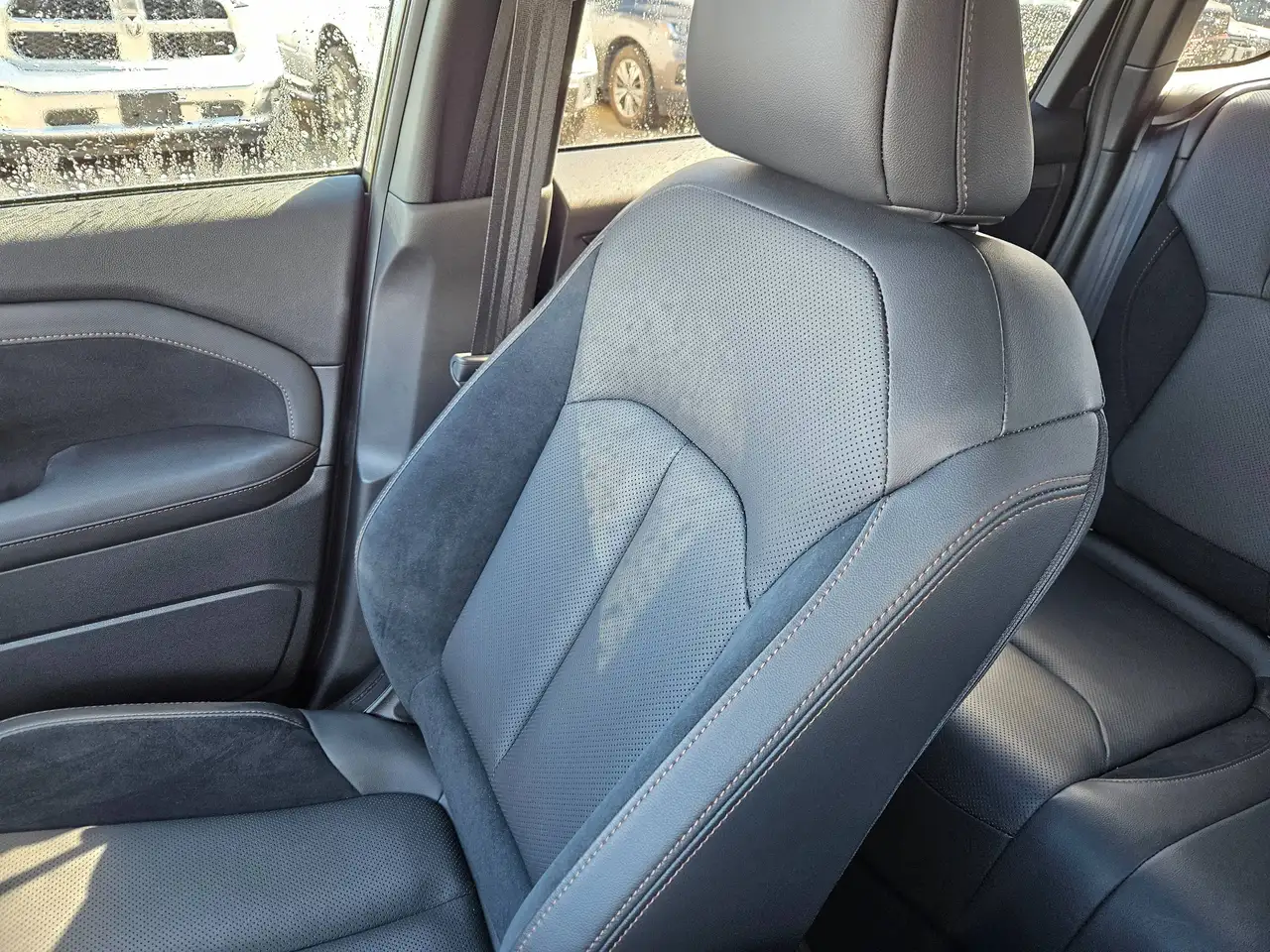 Subaru Forester снимка Subaru Forester