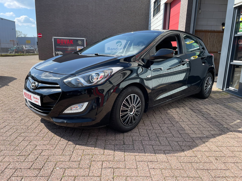 Hyundai i30 1.4 TSI Highline Plus Black edition — photo 3