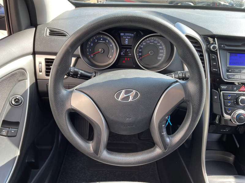 Hyundai i30 1.4 TSI Highline Plus Black edition — photo 9