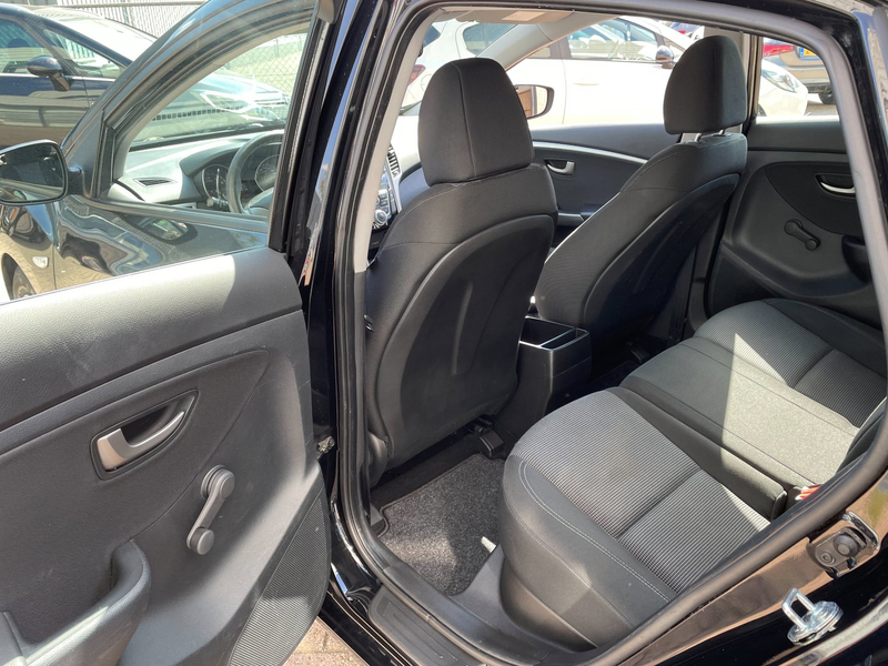 Hyundai i30 1.4 TSI Highline Plus Black edition — photo 6