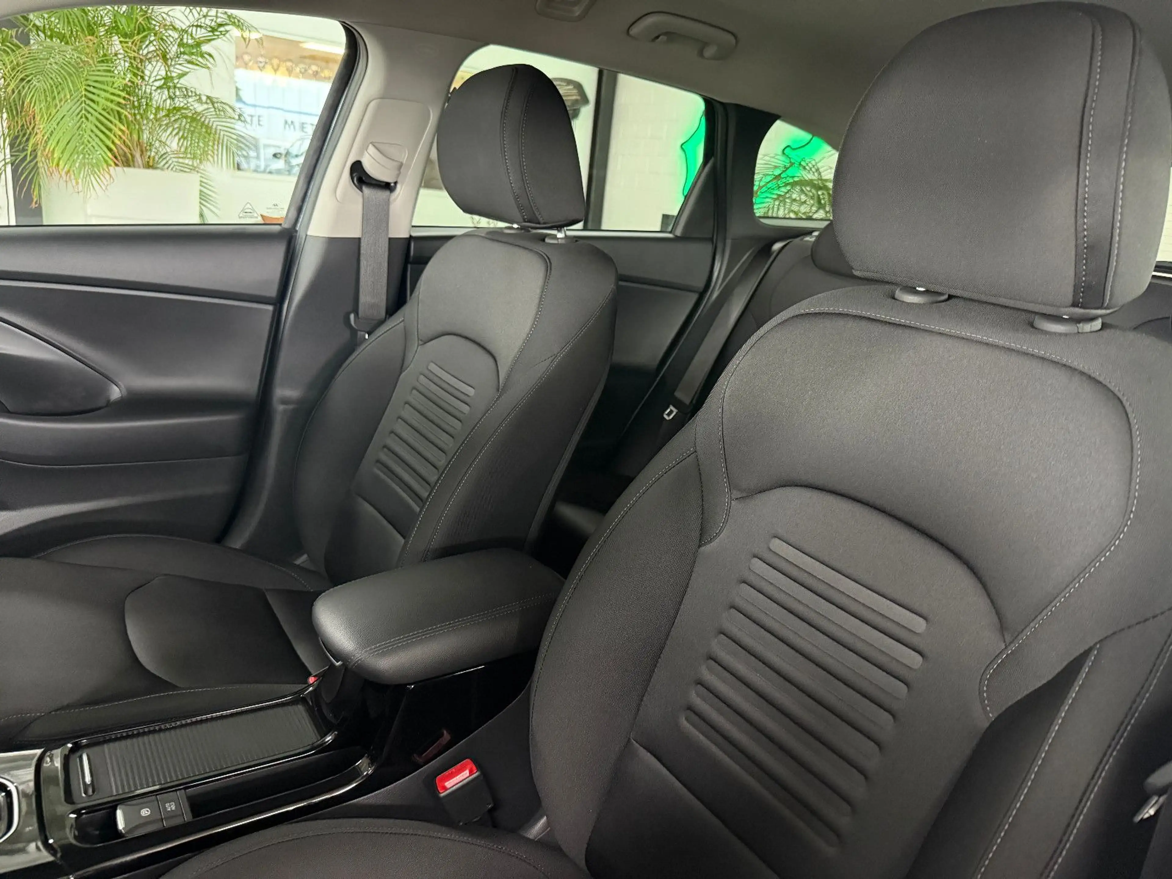 Hyundai i30 1.0 T-GDI Kombi DCT +Navi+SHZ+LED+Kamera+ — photo 9