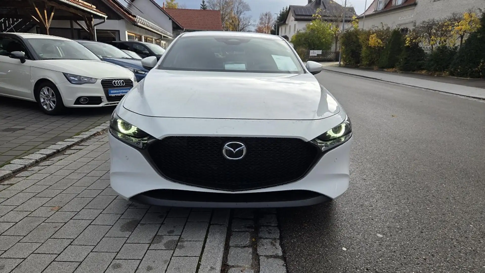 Mazda 3 als Center-Line mit DESI 6 Jahre Garantie Weiß - 2