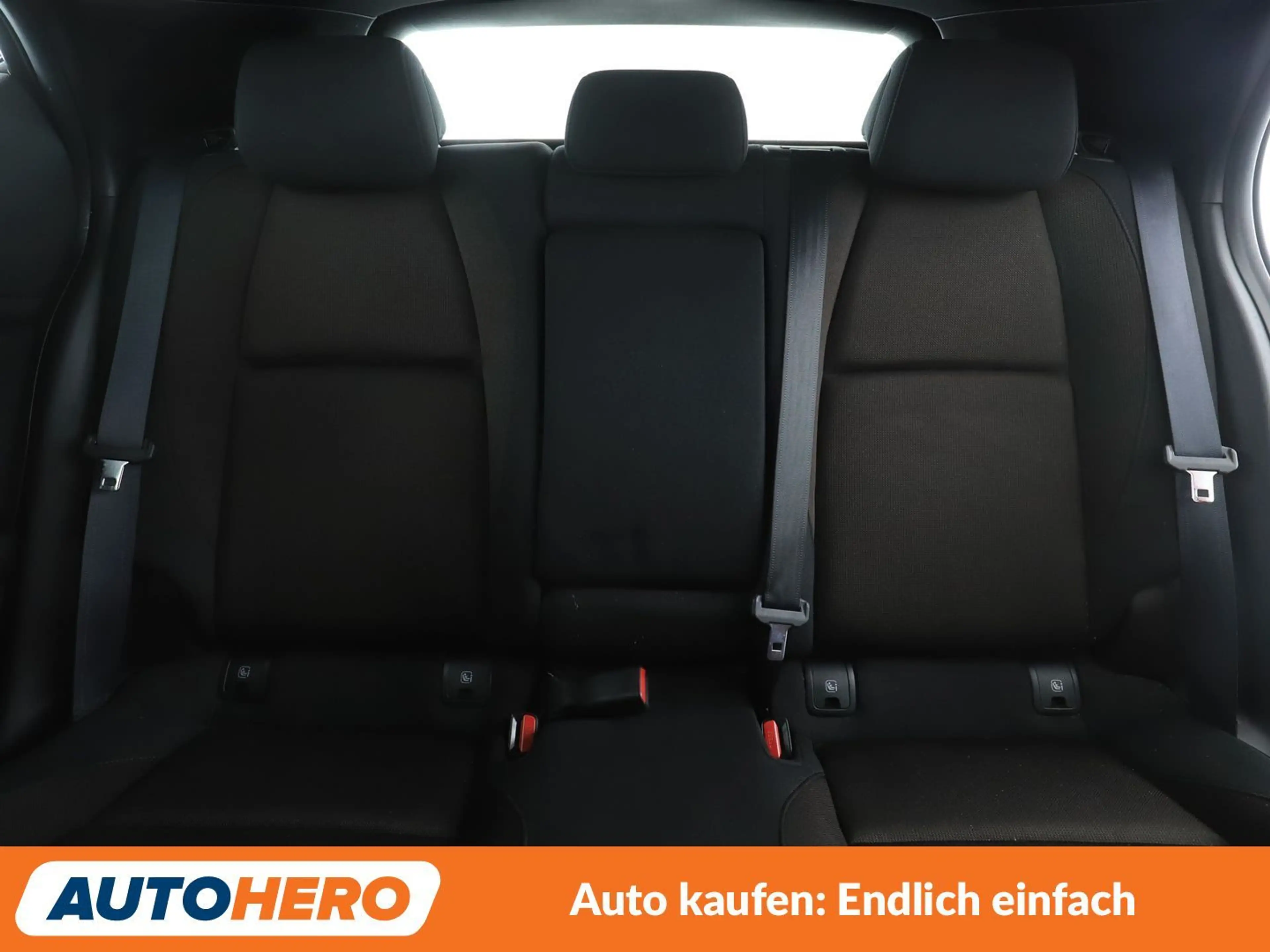 Mazda 3 2.0 Skyactiv-G Mild-Hybrid Selection Aut.*NAVI* — photo 15