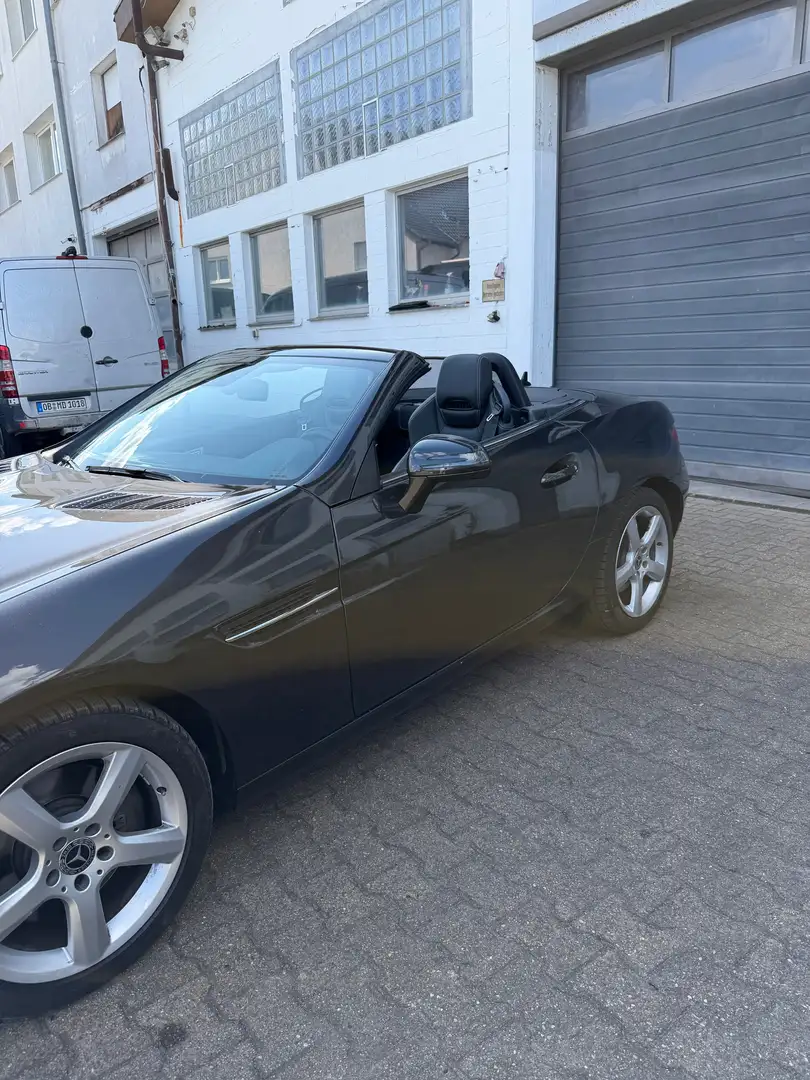 Mercedes-Benz SLC 200 SLC 200 (172.434) AIRSCARF KOMFORT TWA NAVIGATION Grau - 2