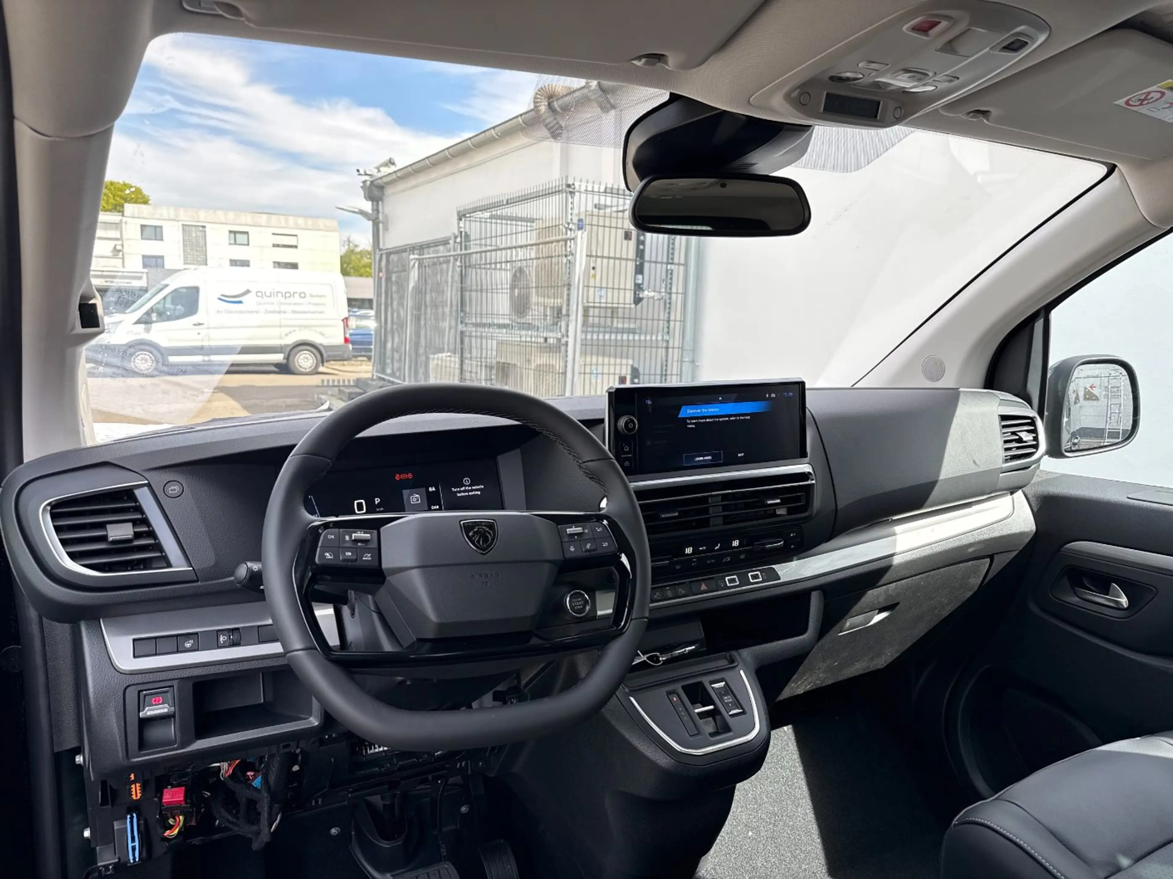 Peugeot Traveller 2.2 Diesel 180 L3 Allure LED+Navi+Pano — photo 8
