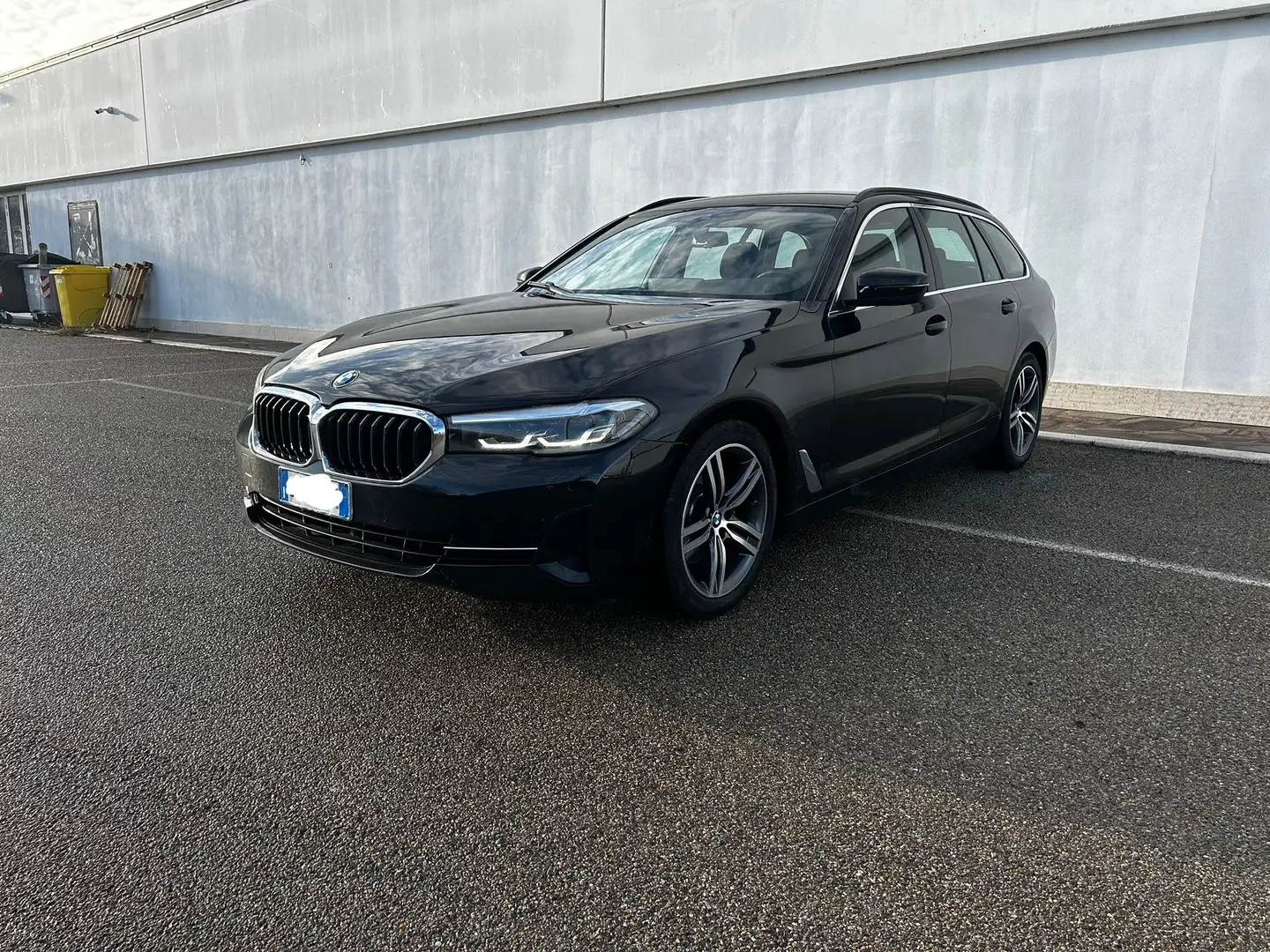 BMW 520 520d Touring mhev 48V xdrive Sport auto - 2