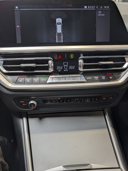 BMW 318 dA Touring G21 **LED-17"-NAVI-DIGITAL-CUIR SPORT** — photo 14