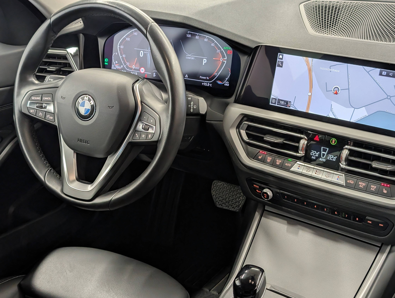 BMW 318 dA Touring G21 **LED-17"-NAVI-DIGITAL-CUIR SPORT** — photo 9