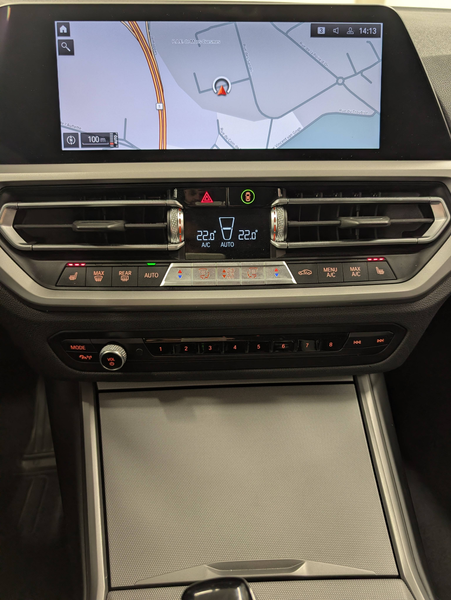 BMW 318 dA Touring G21 **LED-17"-NAVI-DIGITAL-CUIR SPORT** — photo 10