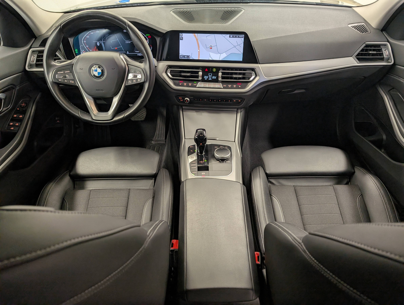 BMW 318 dA Touring G21 **LED-17"-NAVI-DIGITAL-CUIR SPORT** — photo 5