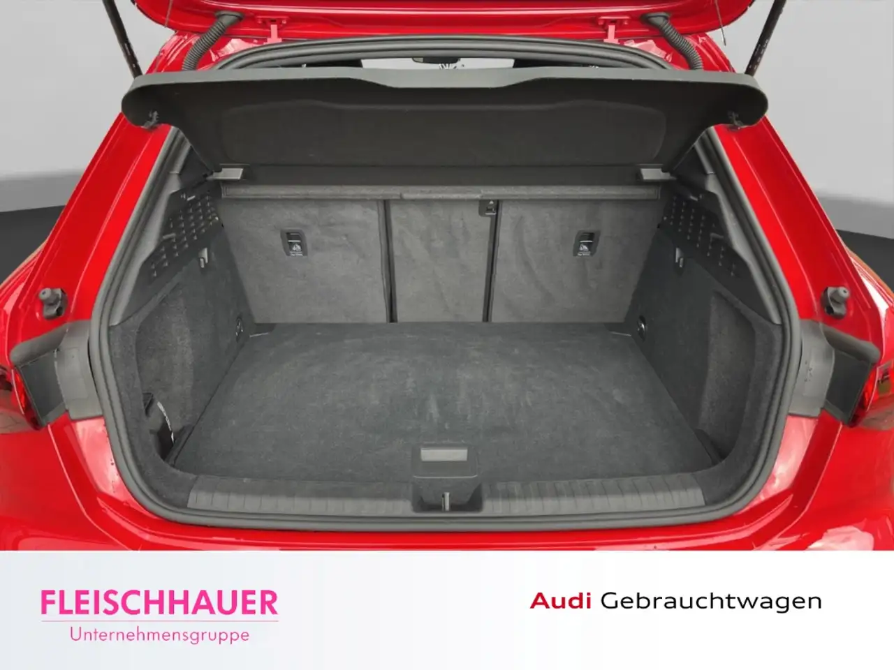 Audi A3 Sportback 35 TFSI S line AHK+PANO+NAVI+B&O+LED, миниатюра 7