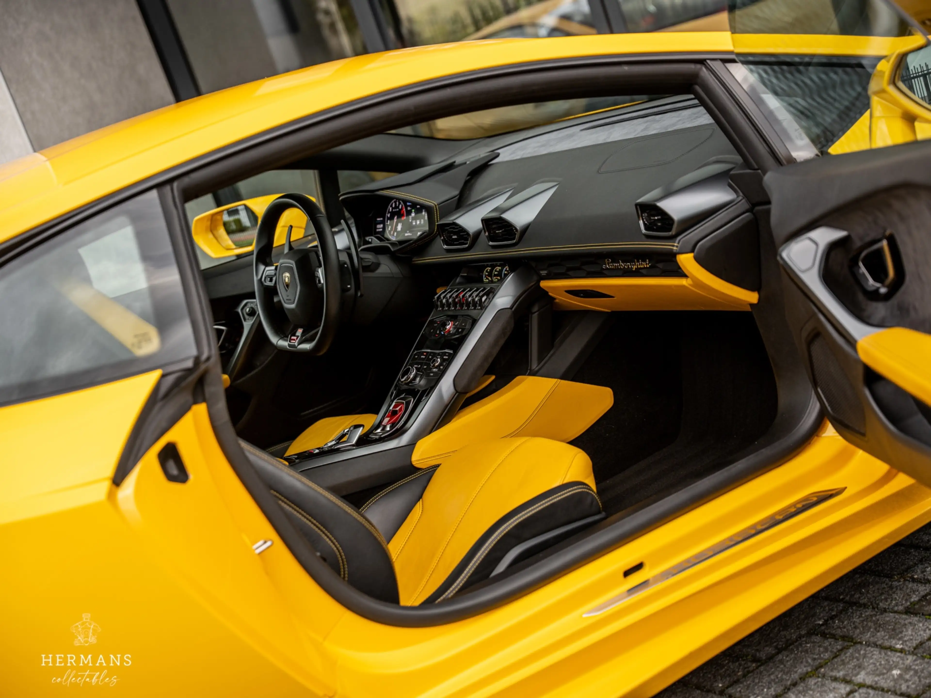 Lamborghini Huracán 5.2 V10 LP610-4 / Front Lift / Ceramic / Giallo Mi — photo 8