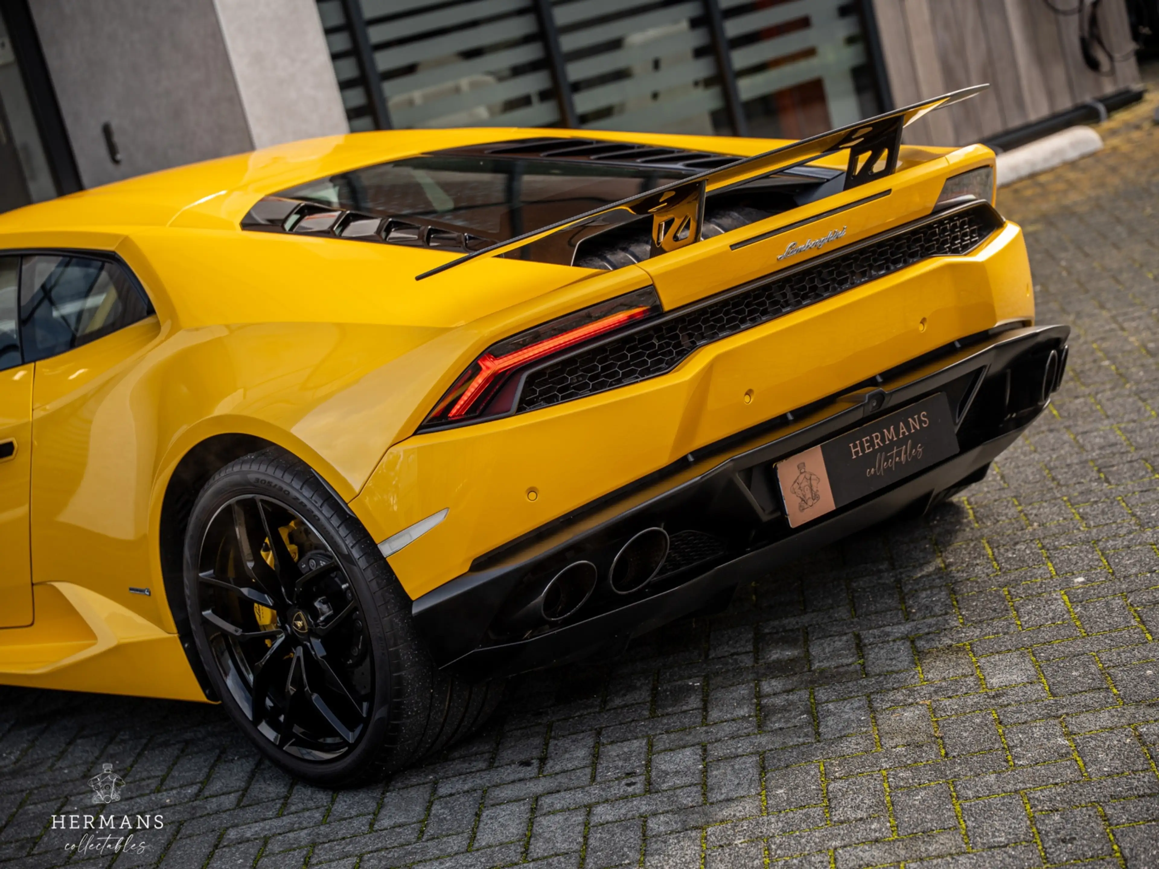 Lamborghini Huracán 5.2 V10 LP610-4 / Front Lift / Ceramic / Giallo Mi — photo 13