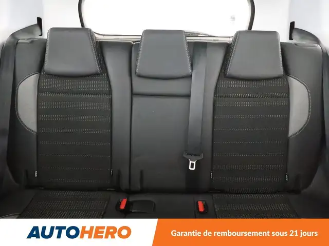 Peugeot 2008 view 13
